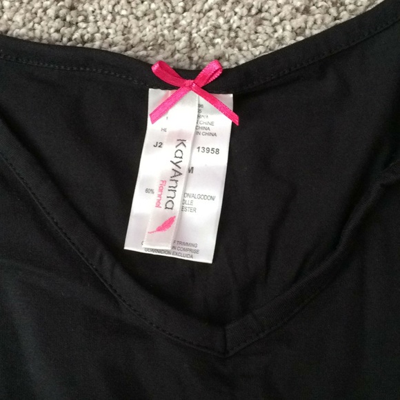 NWT Spa flannel top. 24 “ in length & Chest 18” - Picture 3 of 5